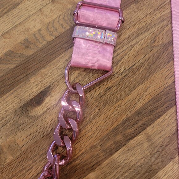 Steve Madden Blima Viral Pink Holographic Iridescent Crossbody Bag & Coin Pouch - Picture 3 of 16